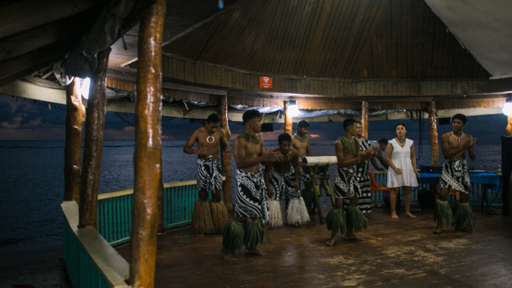 Samoan dancers at Fia Fia Show