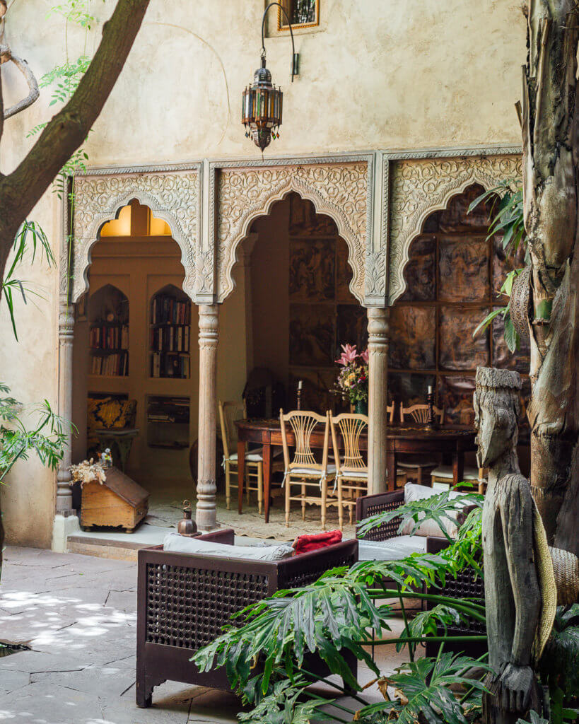 Moroccan Courtyard in Riad Kbour & Chou