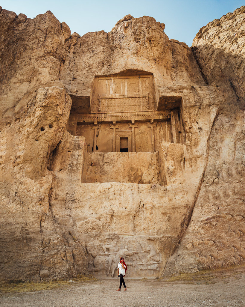 Iran travel itinerary with Naqsh-e Rustam