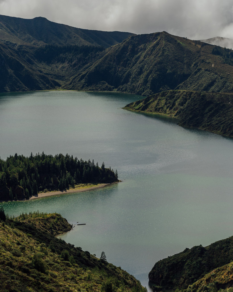 Crater Lake to include in your Sao Miguel tours