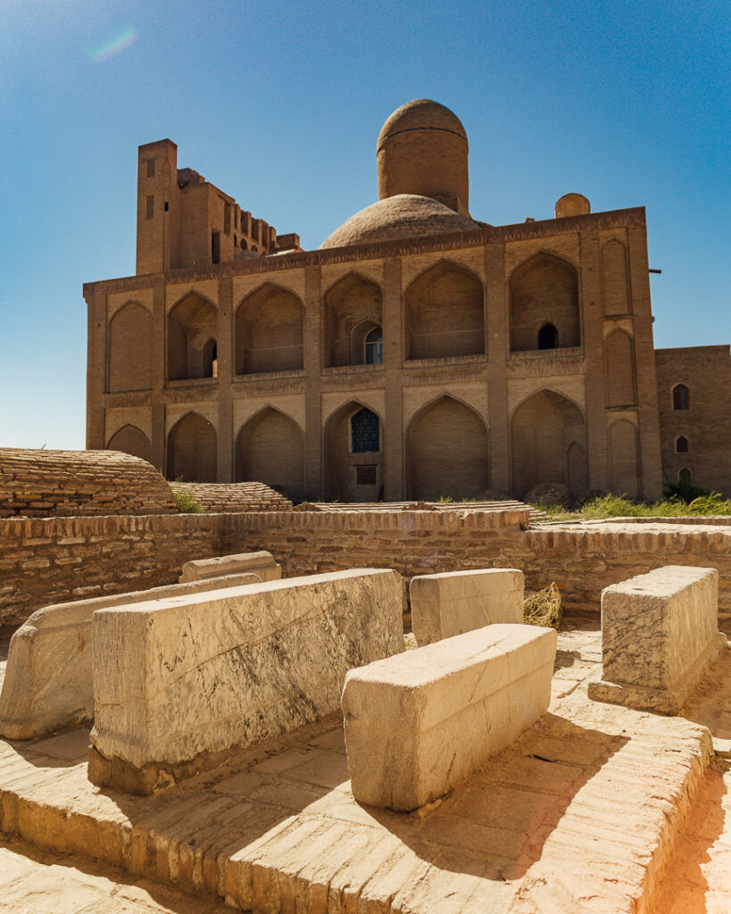 Chor Bakr Memorial Complex Tombs
