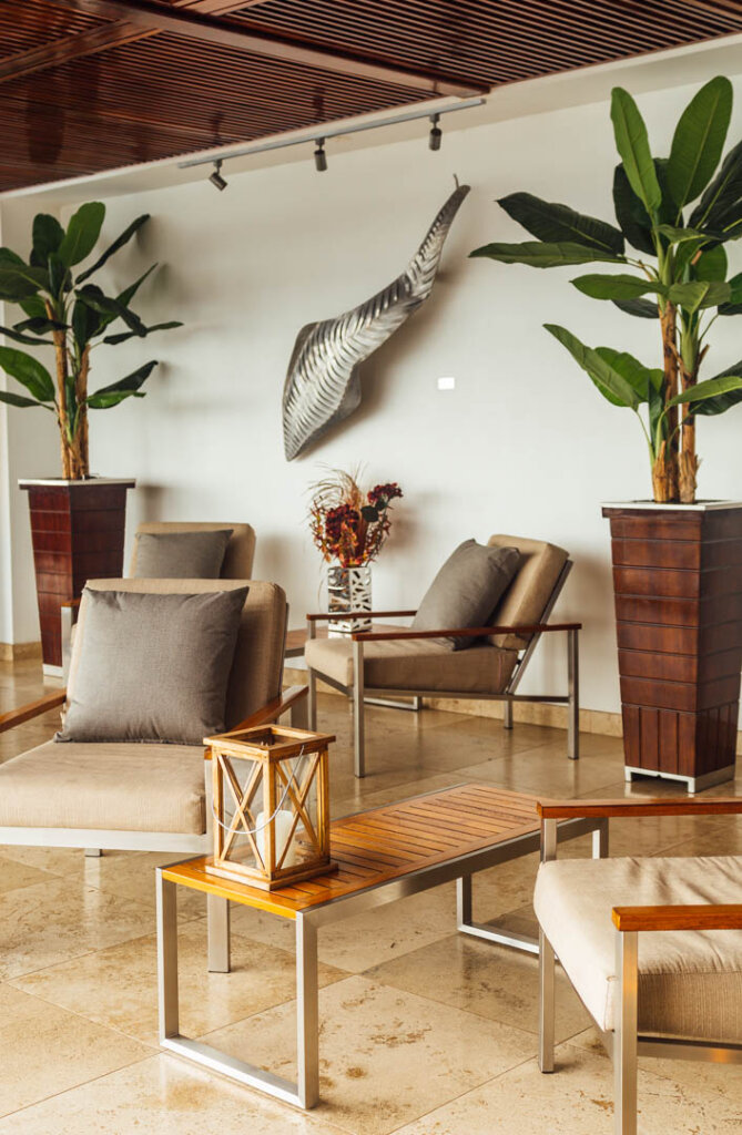 Common space at Pikaia Lodge