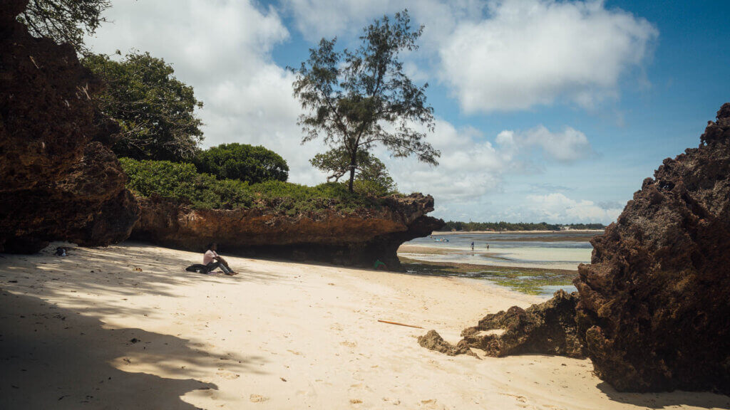 Hidden cove in Marine Park Malindi, a true must see gem in Kenya!