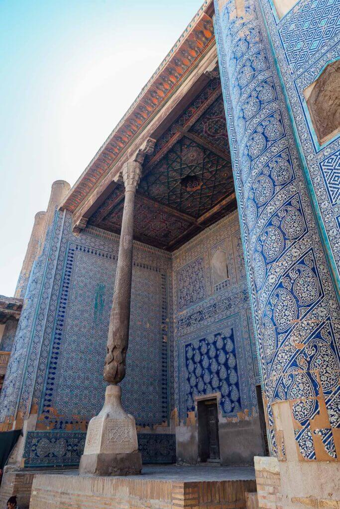 Beautiful Royal Palace while I stay nearby in the best hotels in Khiva.