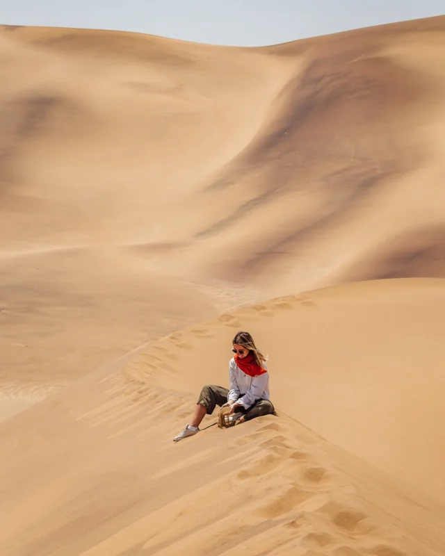 Did you know the desert is alive? 🇳🇦

Upon looking at these dunes you’d think there’s nothing but sand and a few shrubs. The Namib is a coastal desert in Namibia that stretches over 2000 km down the coast and actually boasts with wildlife - you just need to know where to look for it. 

While in Swakopmund for my birthday, I’ve joined one of the desert safaris to find them. 

From small vipers where the head is the size of your fingernail burried in sand, to geckos with translucent skin and the beautiful Namaqua chameleons that change their shade to adjust to the temperature 

Which one is your favorite?

#namibiatravel #namibiasafari #namibiatourism